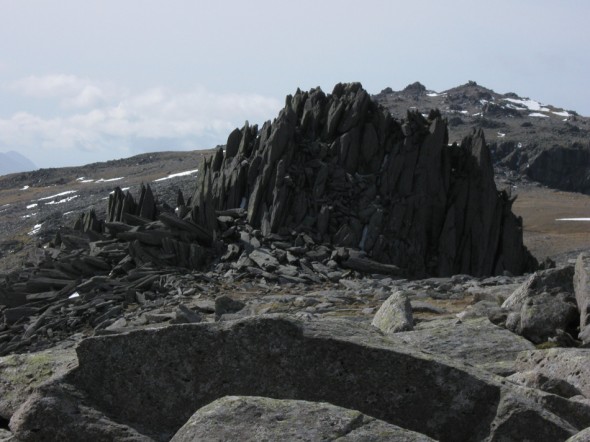Castell y Gwynt, with Glyder Fawr visible behind