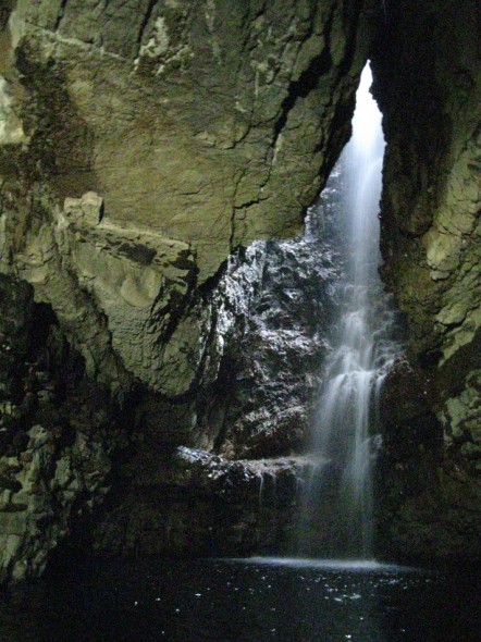 Allt Smoo in Smoo Cave