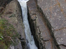 Looking down from the footbridge downstream (south-east side)